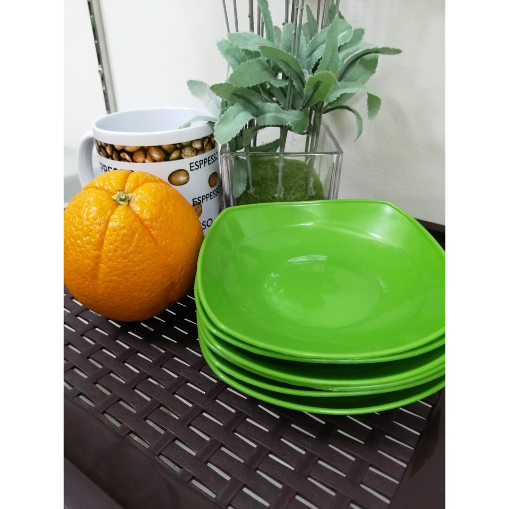 (6 in 1) 5.5” PLASTIC SAUCER PLATE (REUSABLE SAUCER PLATE) / PARTY