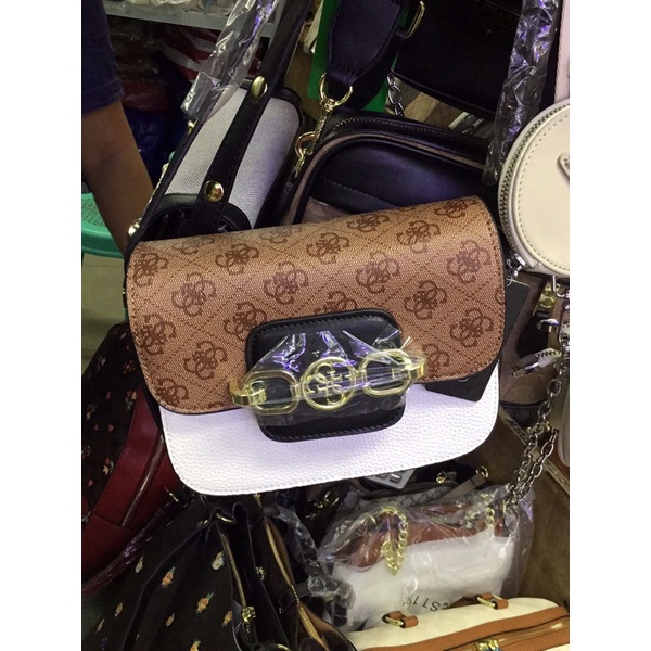 ROSEGEN GUESS SLING BAG Shopee Philippines