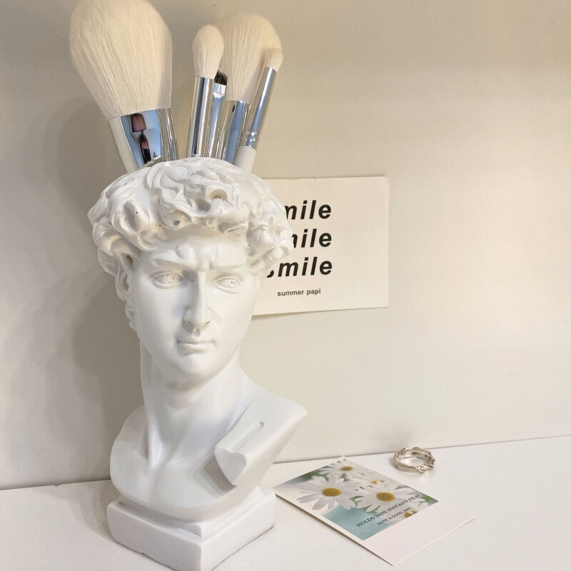 statue Northern EuropeinsWind Retro David Statue Makeup Brush Holder