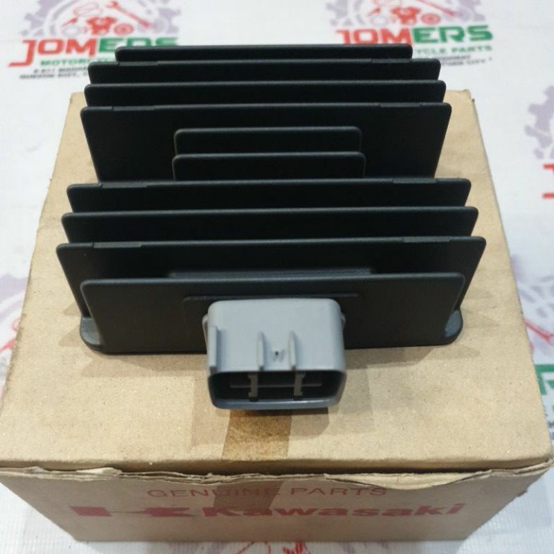 Z250 / Z300 REGULATOR RECTIFIER GENUINE URZLLZOUU ( mel ) Shopee