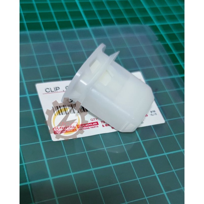 !!TOYOTA REAR SEAT LOCKING CLIP,CAR SEAT HOOK Shopee Philippines