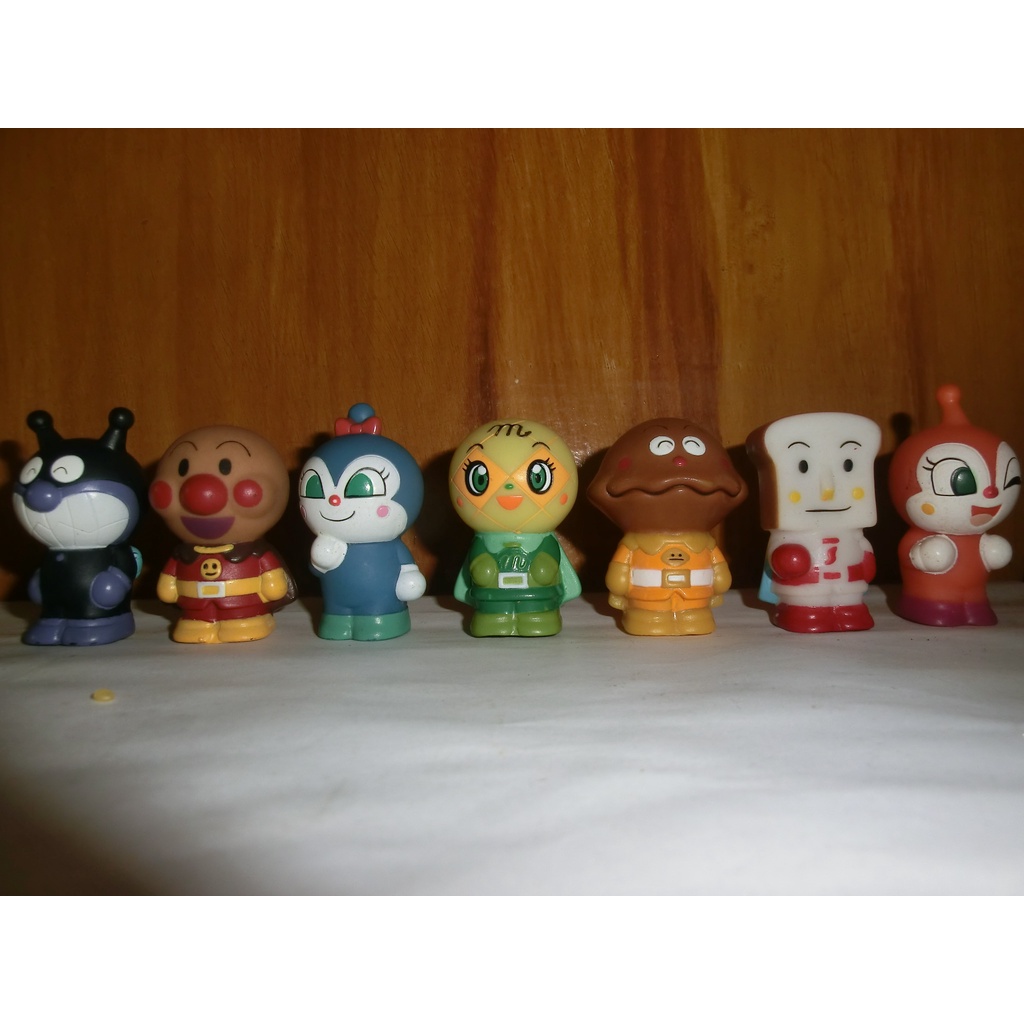 B37 Anpanman character small figures hard plastic Japan surplus