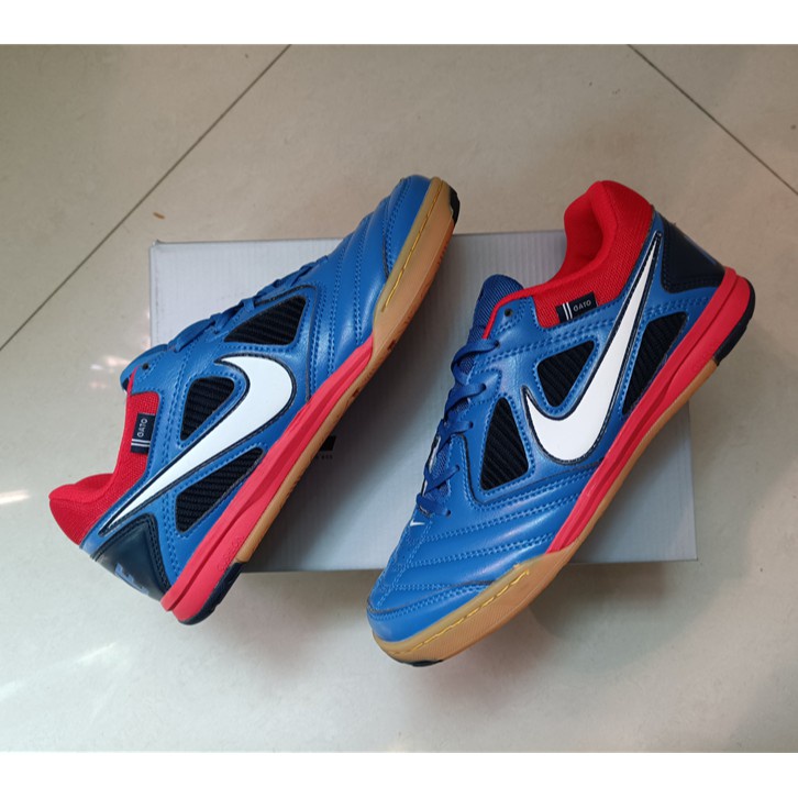 Supreme x Nike SB Gato Limited edition futsal shoes，Men's Leather flat