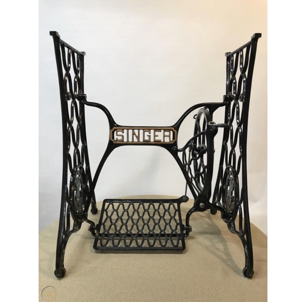 Genuine SINGER Sewing Machine Stand Full Cast Iron (Antique Desing