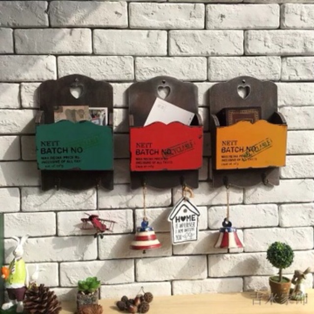 Wooden Decoration European Vintage Door hanging Key Storage Wall