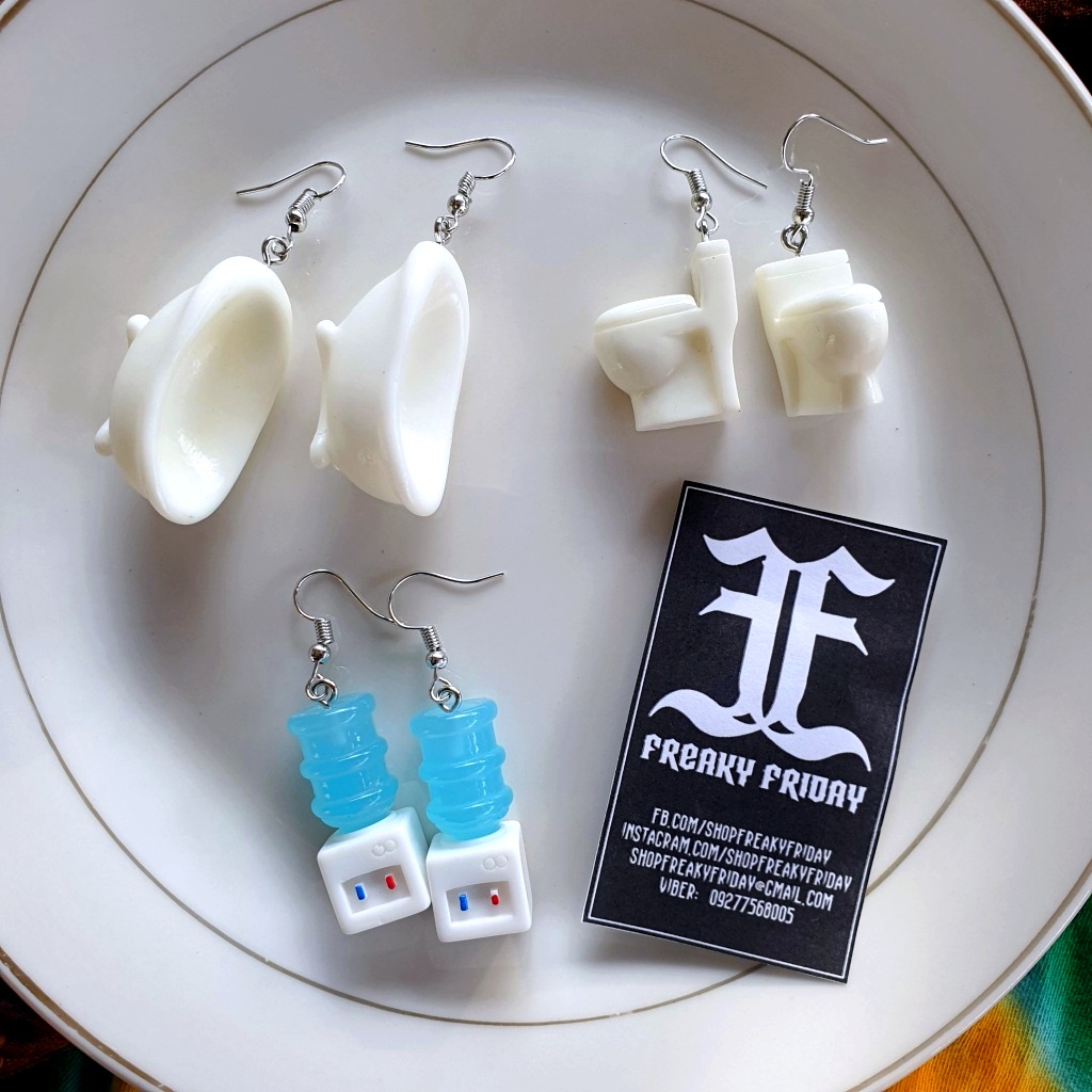 MTO STAINLESS Resin Toilet Bathtub Water Dispenser Earrings Funny