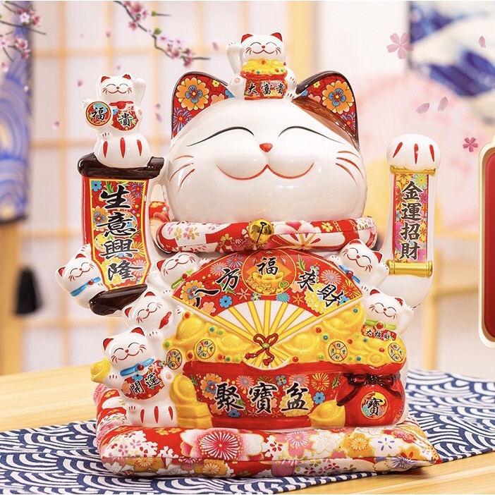 Japanese God Of Fortune Cat Statue Symbolizes Successful Fortune For