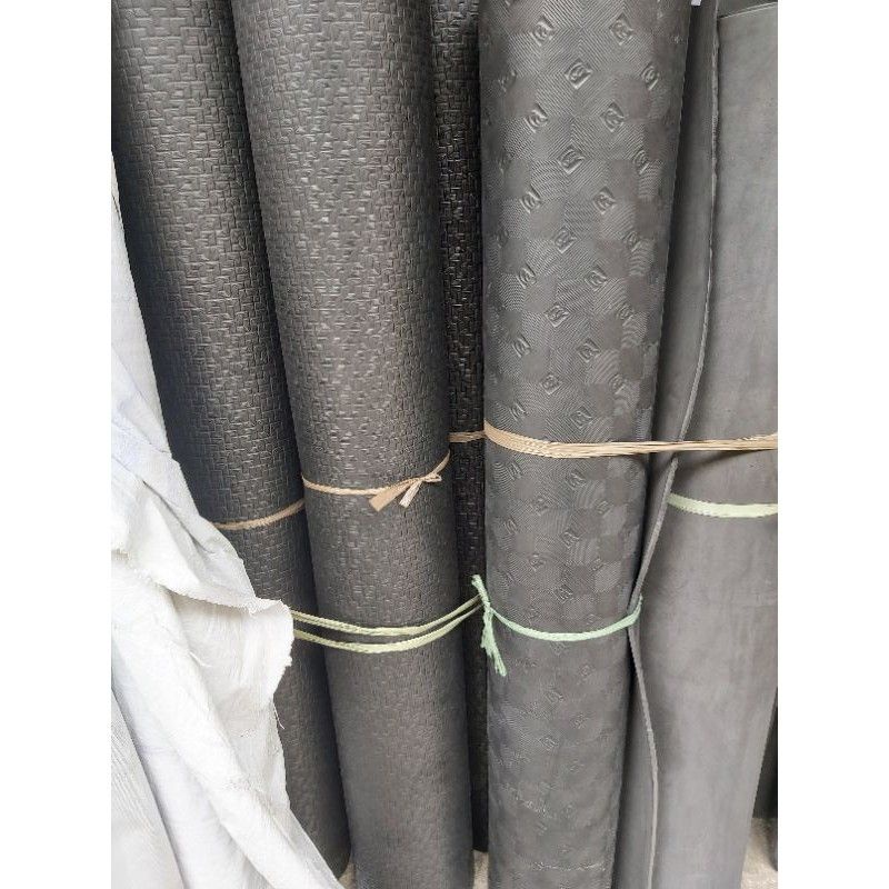 Rubber mat/5MM thickness 4ft x 8ft. makapal ginagamit png car matting
