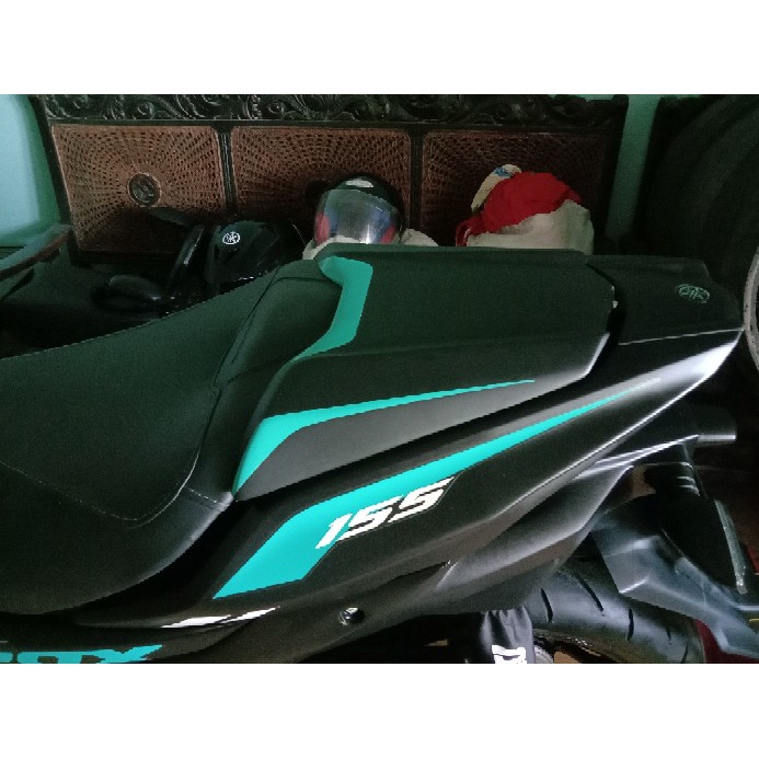 Aerox v2 cowl Seat, aerox connected cowl Seat, NVX 155 v2 cowl Seat