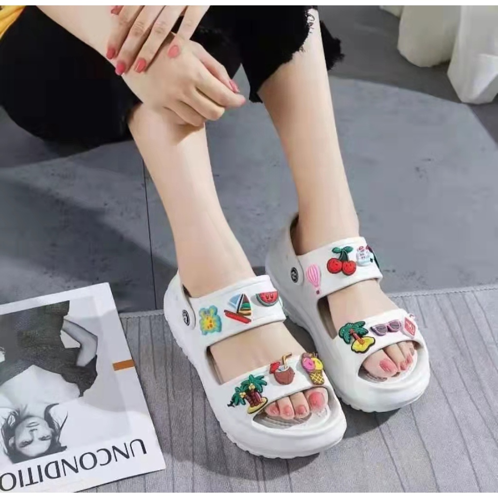 Half Crocs for Women LiteRide Clog sandals Suitable for all seasons