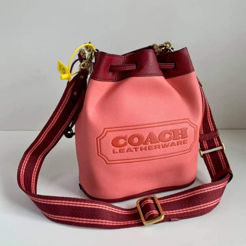 coach bag FIELD BUCKET BAG IN COLORBLOCK WITH COACH BADGE AND