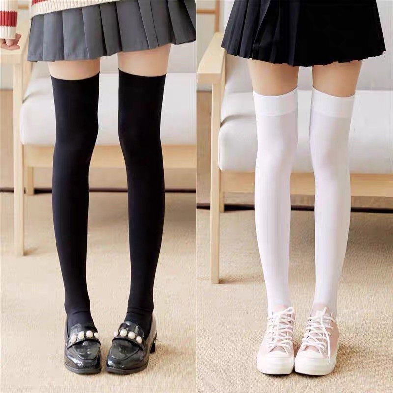 Nakusu 1Pair Knee High Socks Ladies Long Tube School Socks Black/White/Assorted Color Stripe