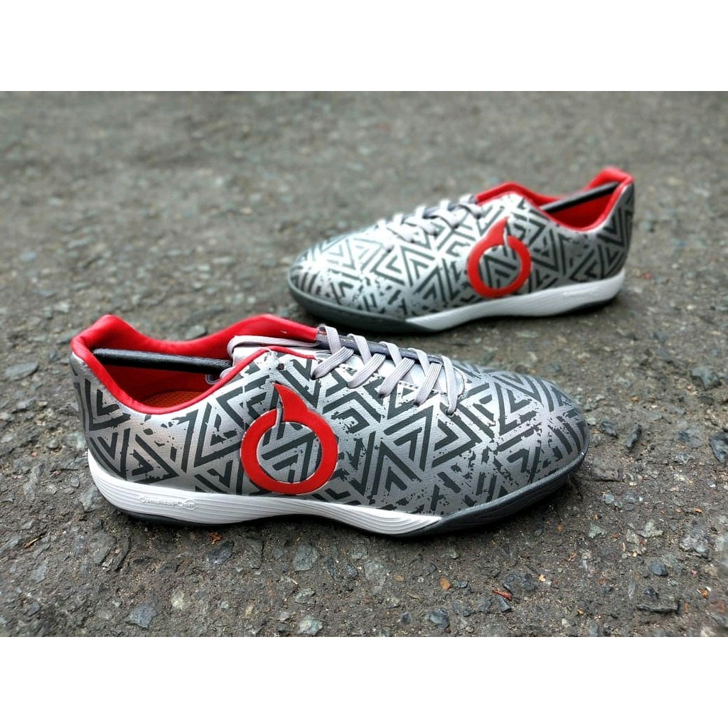Futsal Shoes Ortus Jogosala Shockwave Silver In Shopee Philippines