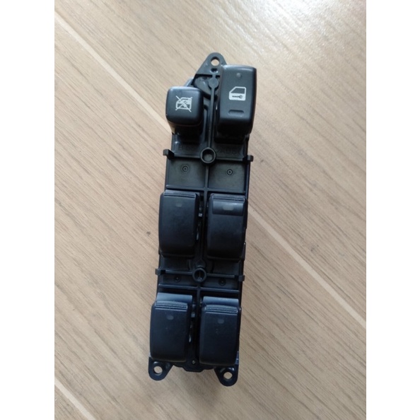 Toyota Camry Electric Mirror Switch (Toyota Camry) Beside The Driver