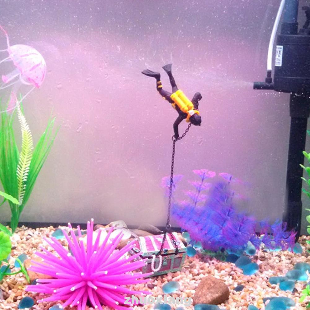 Cute Home Small Fish Tank Action Diver Hunter Treasure Aquarium