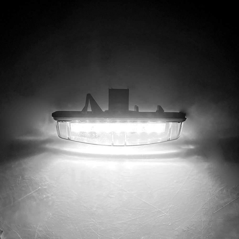 CANBUS No Error 2Pcs LED License Plate Lights for Toyota Camry/Aurion Avensis Verso Echo Prius