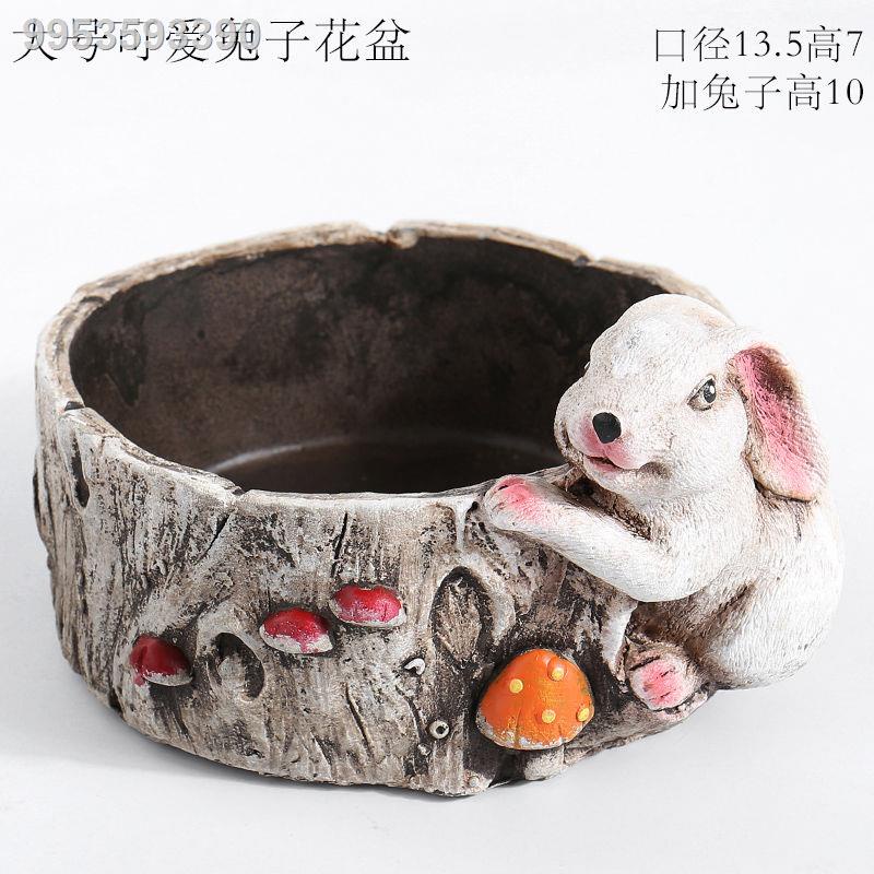 Large decorations put the keys on the desktop, home furnishing