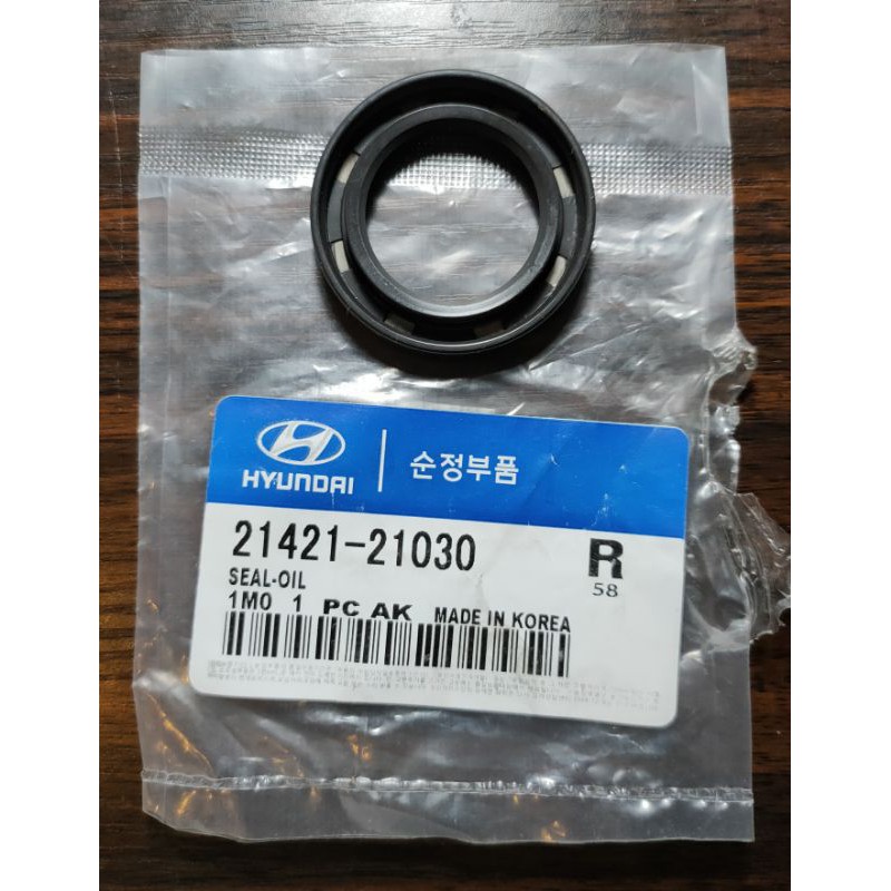 2142121030 FRONT CRANKSHAFT OIL SEAL ORIGINAL FOR HYUNDAI GETZ/ i20