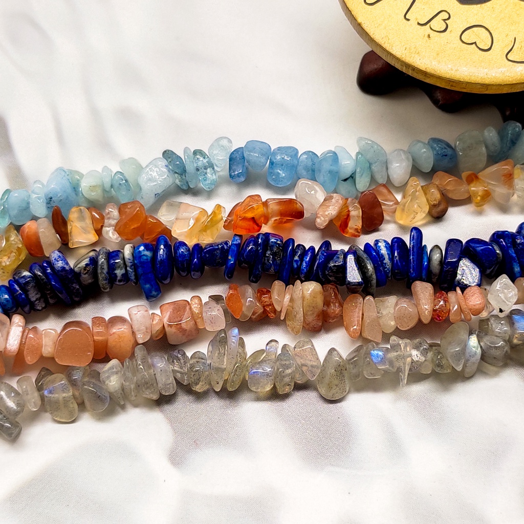 Crystal Chips with Hole 10g (Aquamarine Carnelian Labradorite Lapis