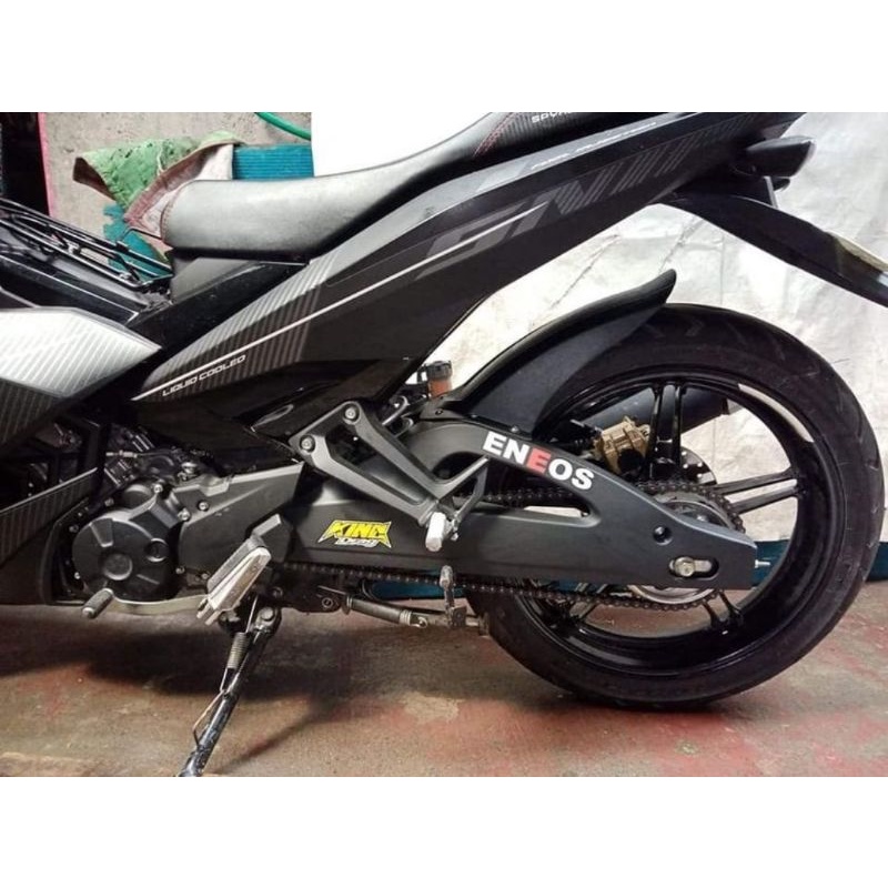 YAMAHA SNIPER 150/155 SWING ARM COVER WITH TIREHUGGER Shopee Philippines