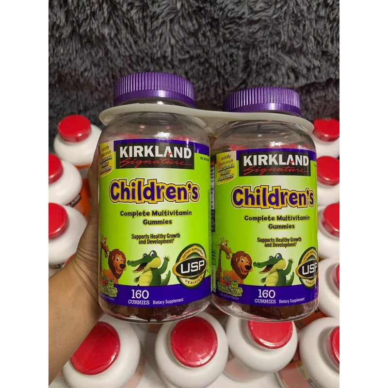 Kirkland Signature Children's Complete Multivitamin, 320 Gummies