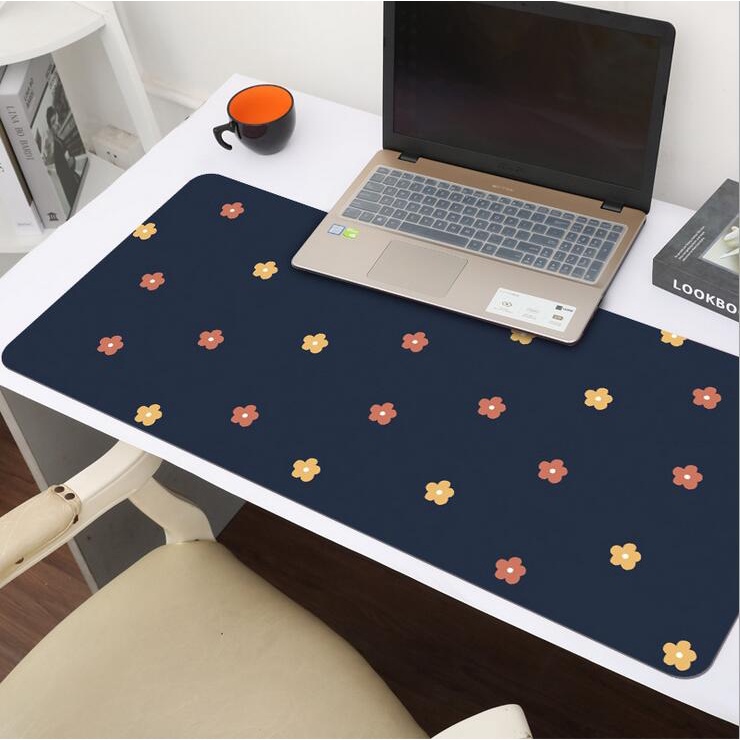 Large Size Simple Flower Pattern Desk Mat Natural Rubber Material