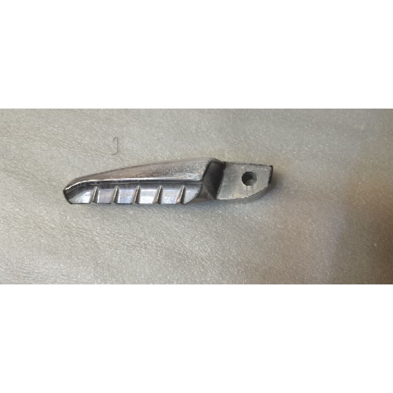 footrest assy MiO i 125/MiO i 125s/MiO soul i 125 rear footrest assy Yamaha Genuine 2PHF744000
