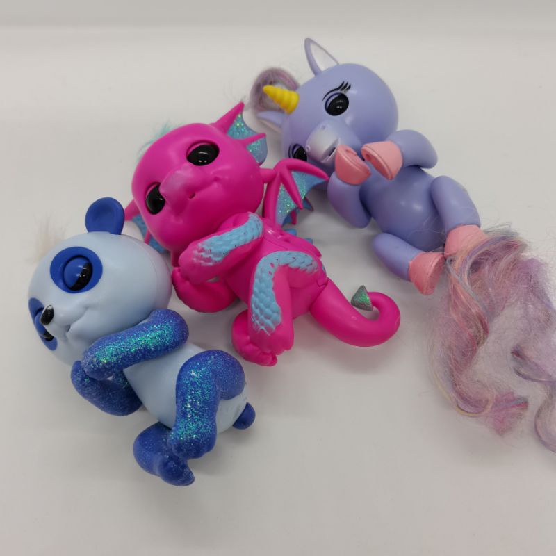 WowWee fingerlings interactive | Shopee Philippines