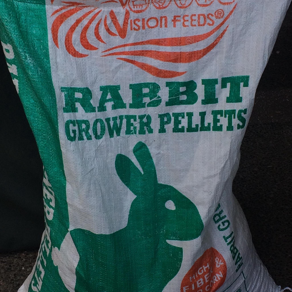 ON SALE!!!!! VISION GROWER Rabbit Pellet / Rabbit Food 1KG Pack