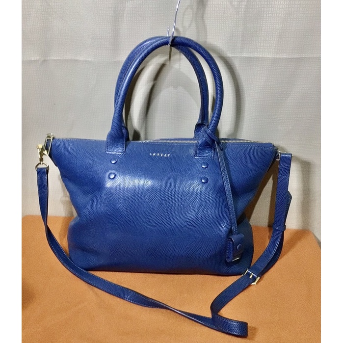 Lovcat 2 way bag (preloved) Shopee Philippines