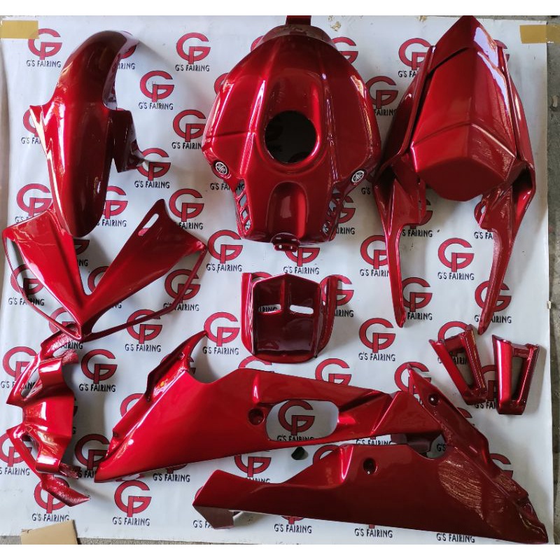 Yamaha r15 v2 body kit set no1., bellypan, r1 tail and seat cowl, winglet, foot rest cover