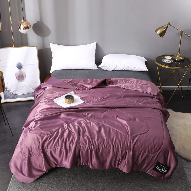 Silk Summer Quilt Comforter Air Conditioner Blanket Living Room Quilt