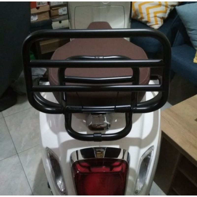 Back Rack/Backrack Vespa Primavera New Sprint LX S 125/150 & Gts