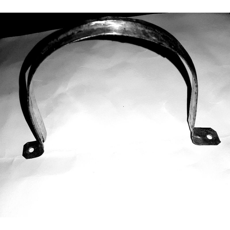 Metal clamps, pvc pipes clamps, 4" galvanise. buy 10 for php.220