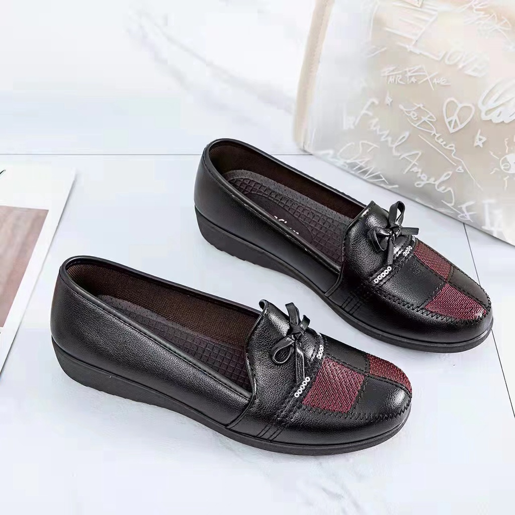 【HHS】 Vofox Leather Women's Casual Loafers Slip On Tassel Leather