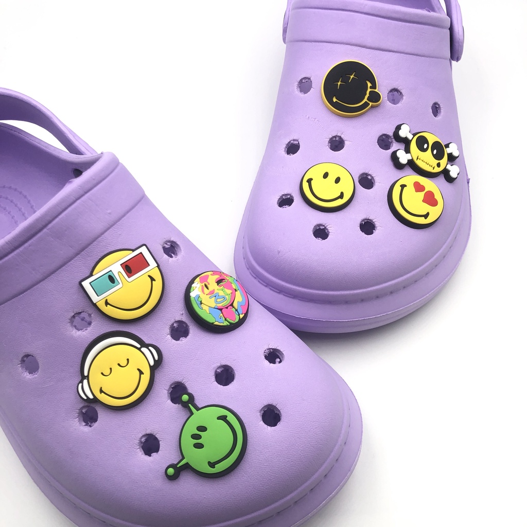New Emoji design Jibbitz for crocs shoes accessories buckle Charms