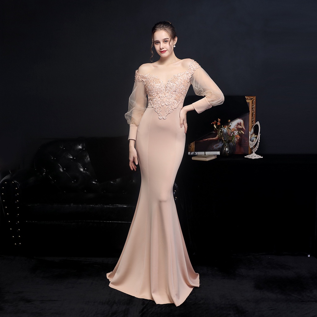 Full process lace hot European Diamond Long Sleeved evening dress