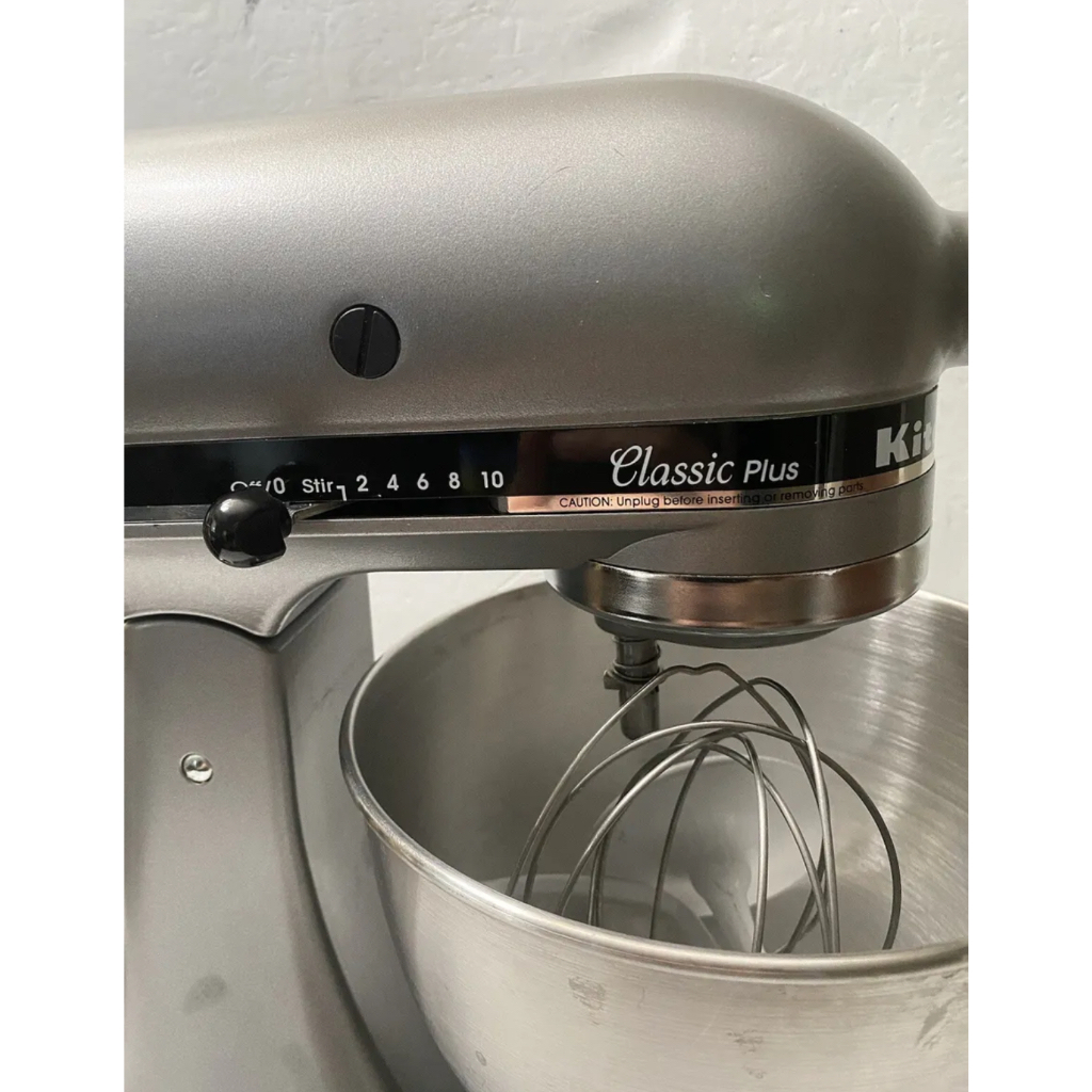 KitchenAid KSM75SL Classic Plus Series 4.5 Quart TiltHead Stand Mixer