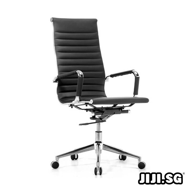 (JIJI SG) Manager Leather Office Chair Office chairs / Study chair