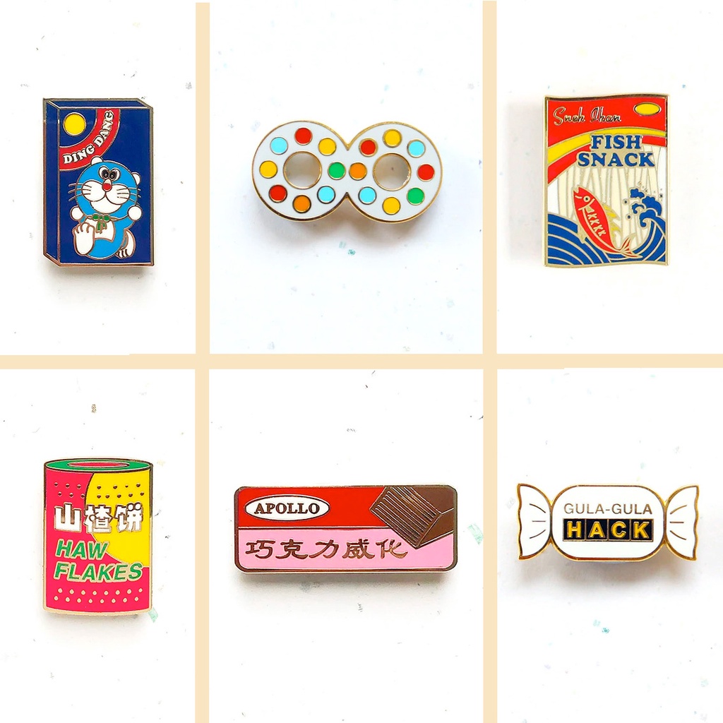 Singapore Gift Souvenir Brooch / Pin Retro Nostalgic Old School Mama