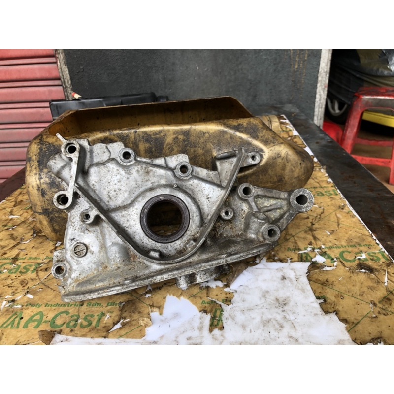 Mitsubishi gsr/proton putra 1.8 oil pump Shopee Singapore