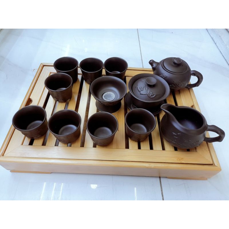 The Teapot Is Made Of Very Beautiful Tu sa Suspect Hung Soil (Genuine