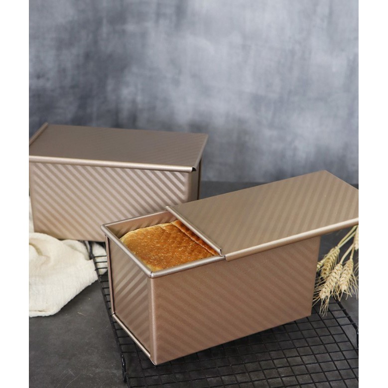 Bread Box with Lid Loaf Box Countertop Metal Bread Bin Set Keeps