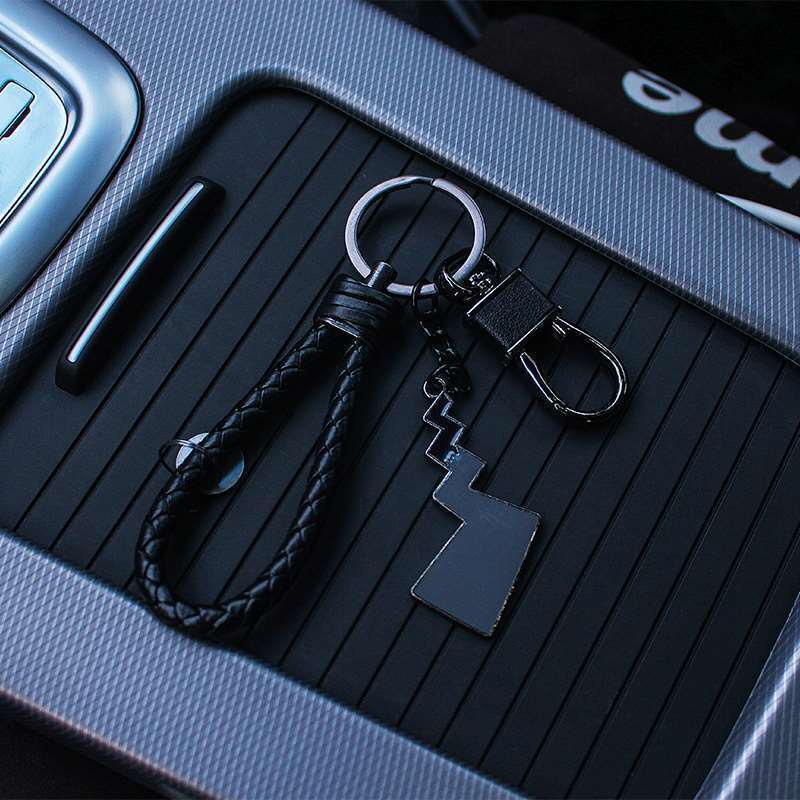 Keychains Lightning Tail Joint Pikachu Couple Keychain Trendy Car Free