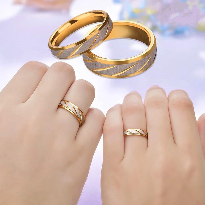 2022 New Titanium Steel Lovers Couple Rings Gold Wave Pattern Wedding