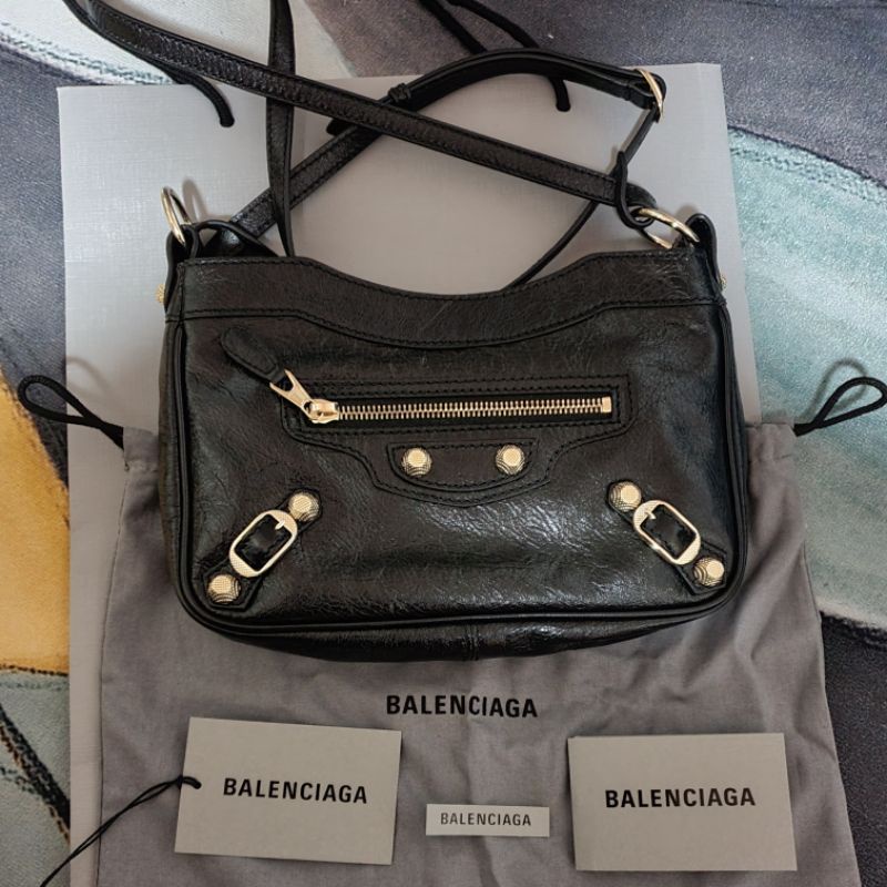 New Balenciaga hip bag ของแท้ shop ไทยพร้อมใบเสร็จแท้ Shopee Thailand
