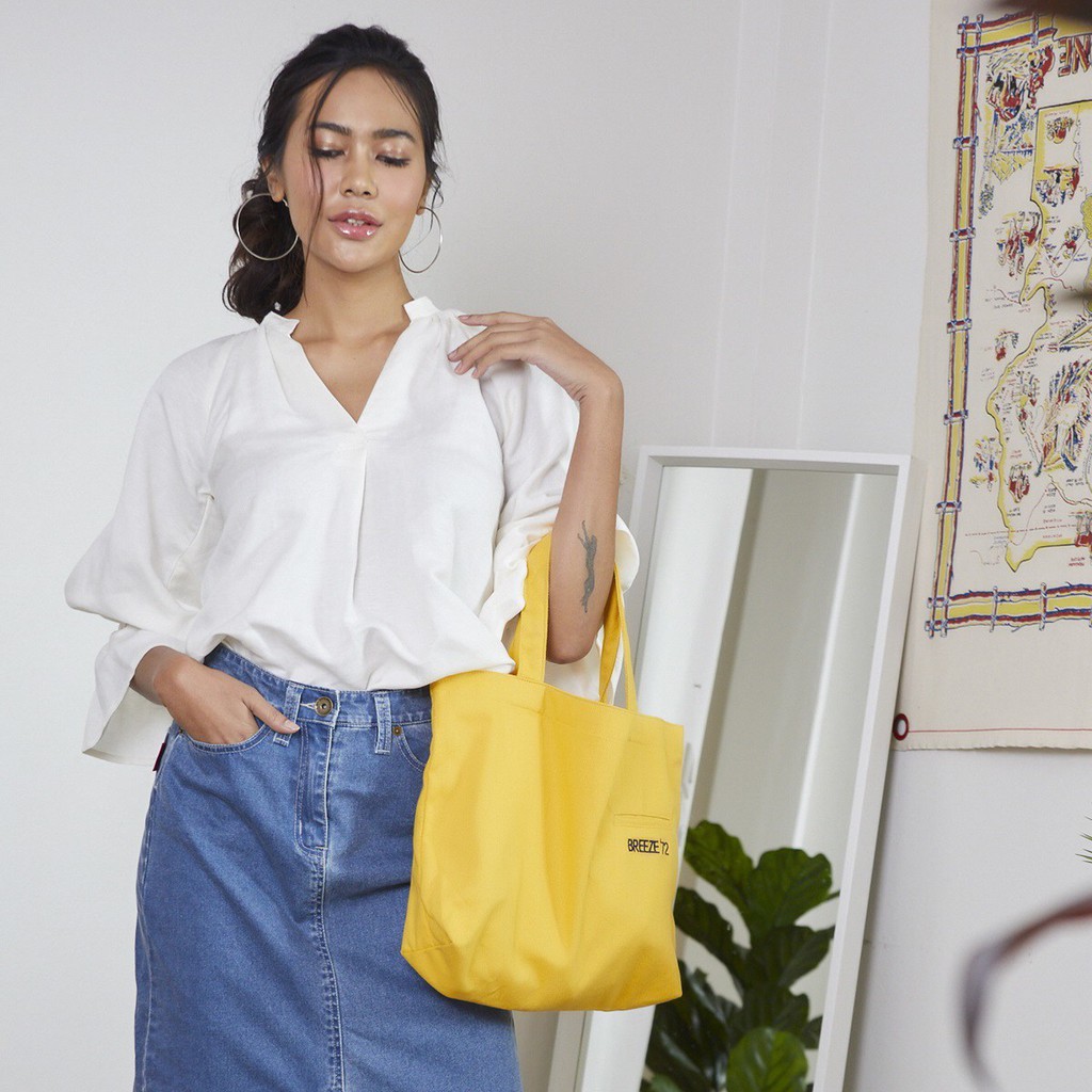Yellow bag กระเป๋าผ้าสะพายแคนวาสสีเหลือง Shopee Thailand