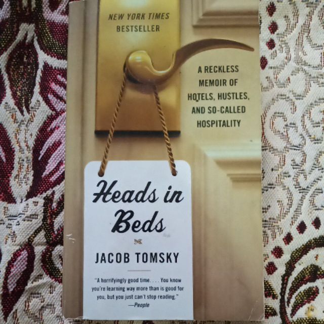 หนังสือภาษาอังกฤษ Heads in Beds Jacob Tomsky Shopee Thailand