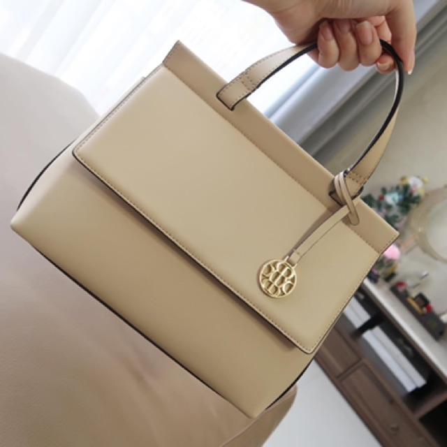 reina bag รุ่น first lady สี ivory ครีมงาช้าง Shopee Thailand