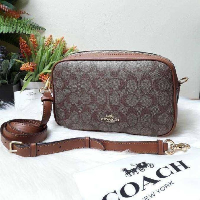 COACH JES CROSSBODY IN SIGNATURE CANVAS (COACH F68168) Shopee Thailand